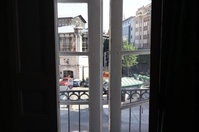 4 slaapkamer Flat te koop in Santander - € 350.000 (Ref: 9868800)