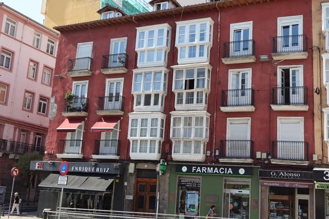 4 slaapkamer Flat te koop in Santander - € 350.000 (Ref: 9868800)