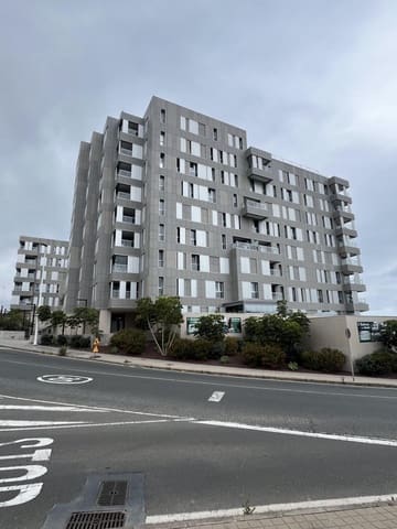 4 soverom Leilighet til leie i Guanarteme, Las Palmas de Gran Canaria med svømmebasseng garasje - € 2 500 (Ref: 9876606)