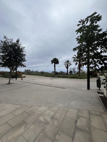 4 soverom Leilighet til leie i Guanarteme, Las Palmas de Gran Canaria med svømmebasseng garasje - € 2 500 (Ref: 9876606)