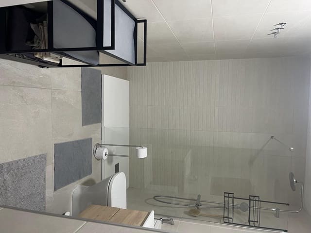 4 slaapkamer Flat te huur in Guanarteme, Las Palmas de Gran Canaria met zwembad garage - € 2.500 (Ref: 9876606)
