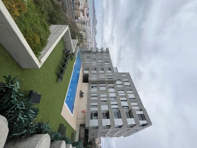 4 slaapkamer Flat te huur in Guanarteme, Las Palmas de Gran Canaria met zwembad garage - € 2.500 (Ref: 9876606)