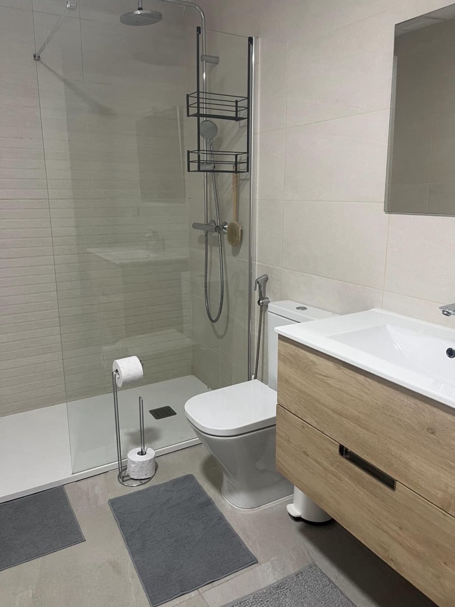 4 bedroom Flat for rent in Las Palmas de Gran Canaria with pool garage - € 2,200 (Ref: 9876606)
