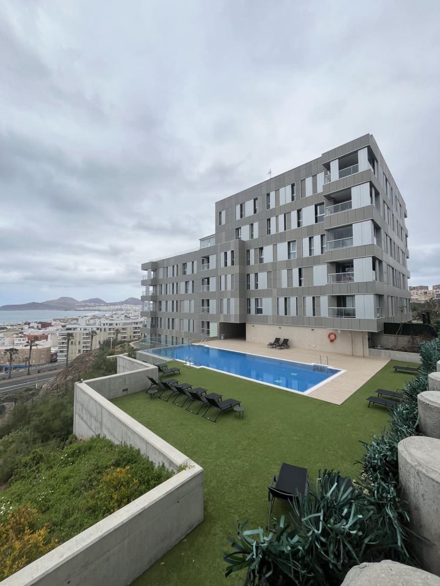 4 bedroom Flat for rent in Las Palmas de Gran Canaria with pool garage - € 2,200 (Ref: 9876606)