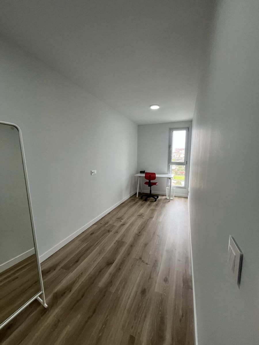 4 bedroom Flat for rent in Las Palmas de Gran Canaria with pool garage - € 2,200 (Ref: 9876606)
