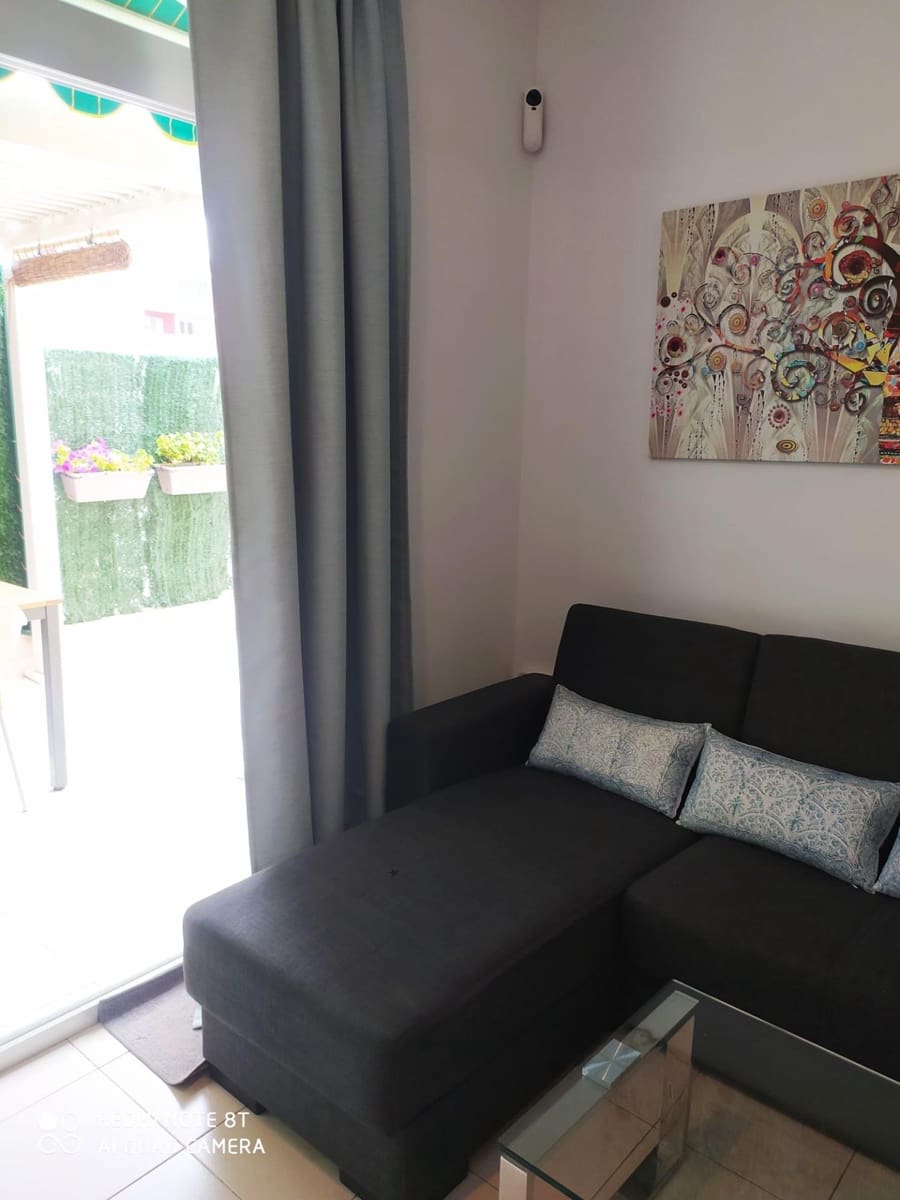 2 soverom Penthouse til leie i Las Palmas de Gran Canaria - € 1 650 (Ref: 9876610)