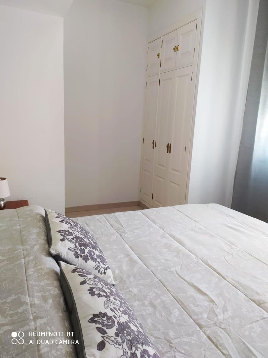 2 soverom Penthouse til leie i Las Palmas de Gran Canaria - € 1 650 (Ref: 9876610)