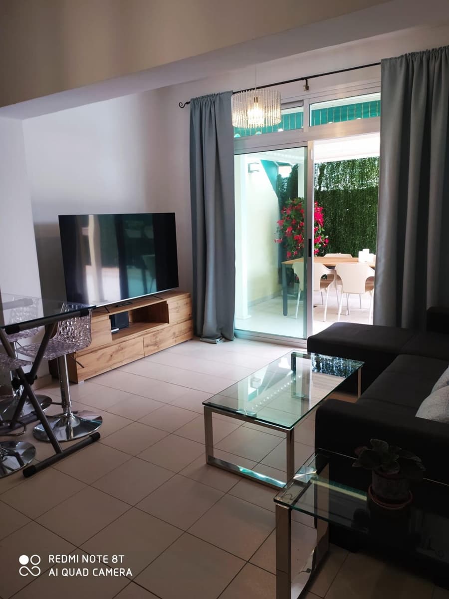 2 soverom Penthouse til leie i Las Palmas de Gran Canaria - € 1 650 (Ref: 9876610)