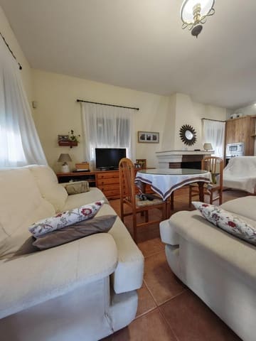 2 bedroom Finca/Country House for sale in Don Benito - € 160,000 (Ref: 9876612)