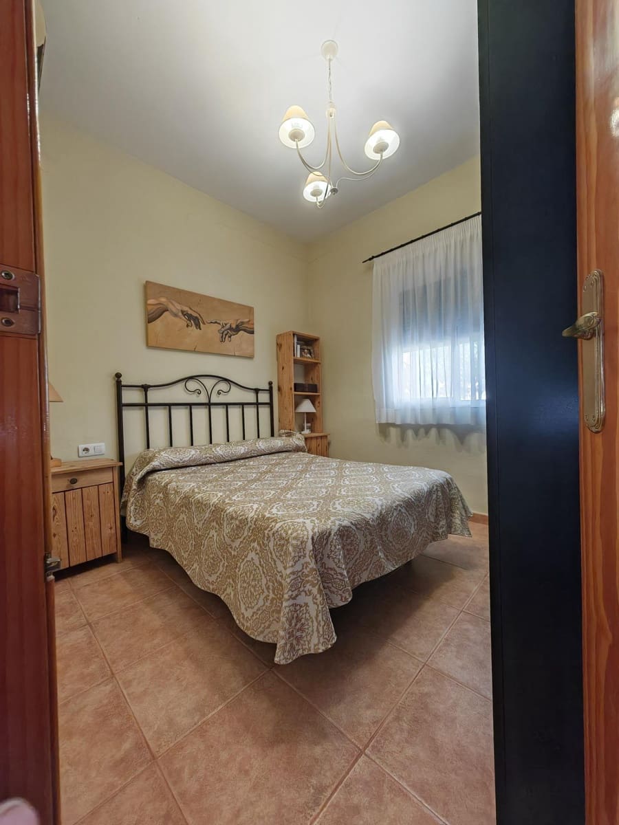 2 bedroom Finca/Country House for sale in Don Benito - € 160,000 (Ref: 9876612)