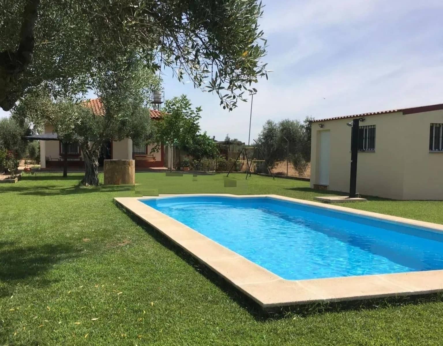2 bedroom Finca/Country House for sale in Don Benito - € 160,000 (Ref: 9876612)