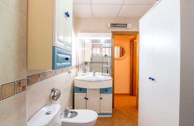 Piso de 3 habitaciones en Murcia ciudad en venta - 149.000 € (Ref: 9889000)