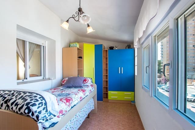 Piso de 3 habitaciones en Murcia ciudad en venta - 149.000 € (Ref: 9889000)