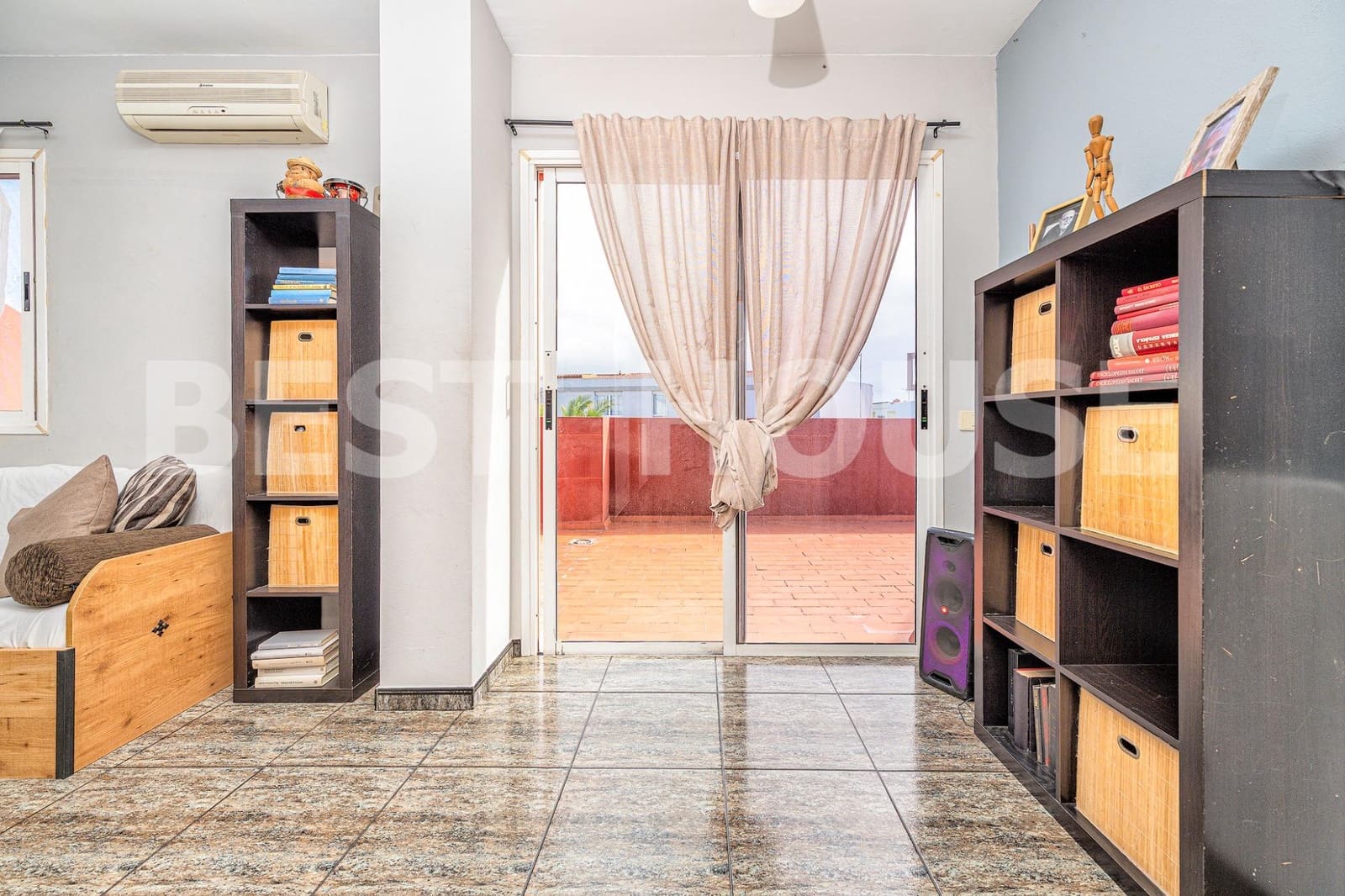 3 bedroom Penthouse for sale in Santa Lucia de Tirajana - € 235,000 (Ref: 9889003)