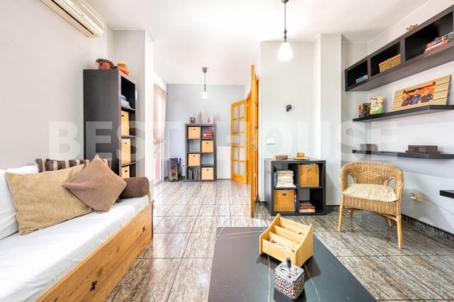3 Zimmer Penthouse zu verkaufen in Santa Lucía de Tirajana - 235.000 € (Ref: 9889003)