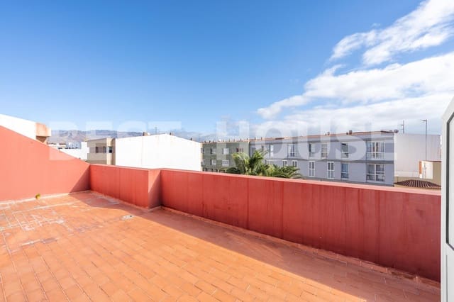 3 bedroom Penthouse for sale in Santa Lucía de Tirajana - € 235,000 (Ref: 9889003)