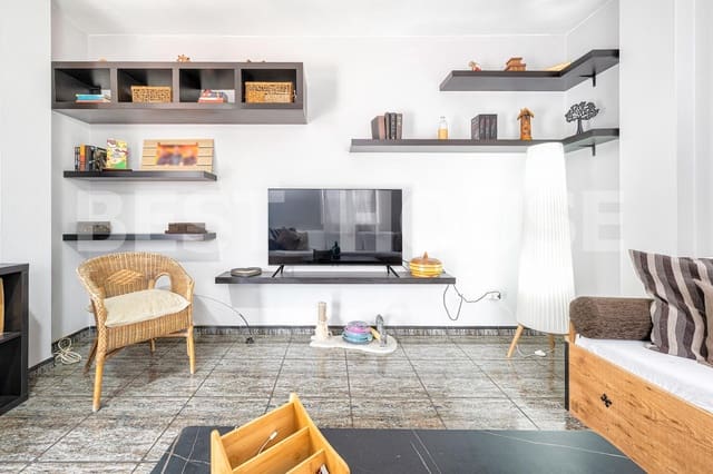 3 bedroom Penthouse for sale in Santa Lucía de Tirajana - € 235,000 (Ref: 9889003)