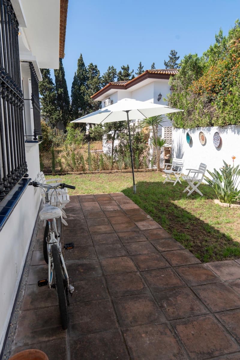 Adosado de 3 habitaciones en Almonte en venta - 380.000 € (Ref: 9890563)