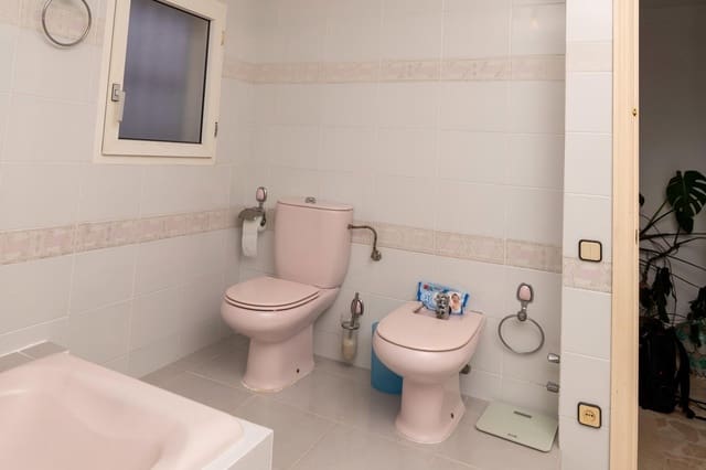 3 chambre Villa/Maison Mitoyenne à vendre à Almonte - 380 000 € (Ref: 9890563)