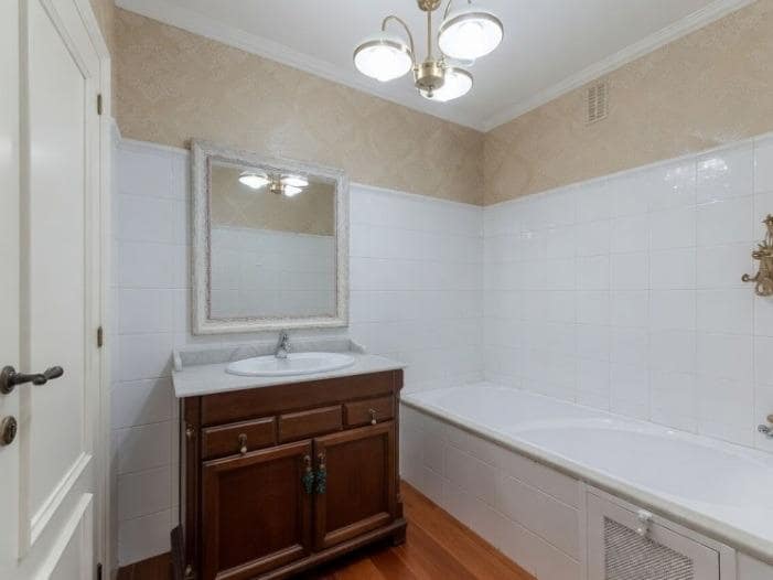 3 bedroom Apartment for sale in Bilbao - € 710,000 (Ref: 9896213)