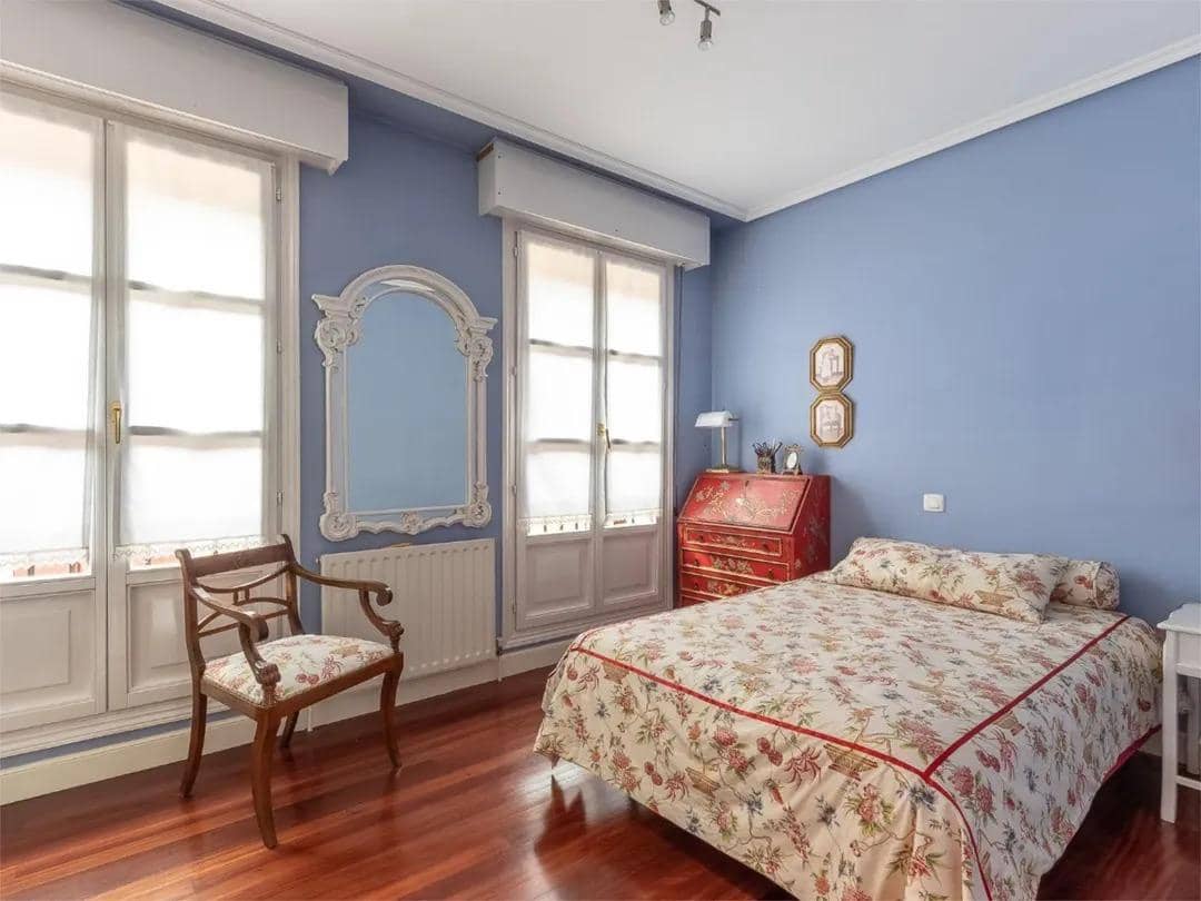 3 quarto Apartamento para venda em Bilbao com garagem - 721 000 € (Ref: 9896214)