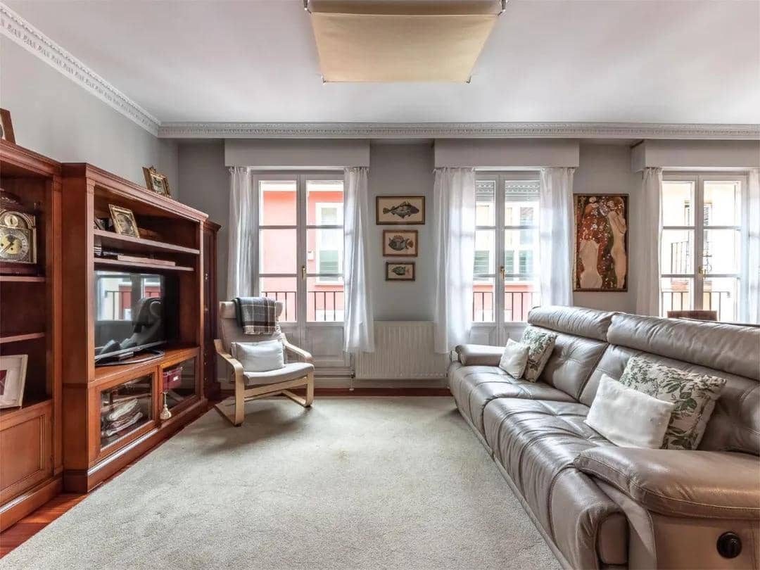 3 quarto Apartamento para venda em Bilbao com garagem - 721 000 € (Ref: 9896214)
