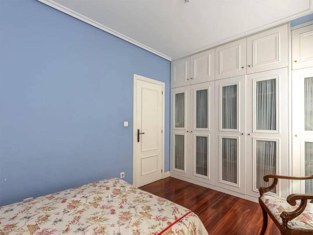 3 quarto Apartamento para venda em Bilbao com garagem - 721 000 € (Ref: 9896214)
