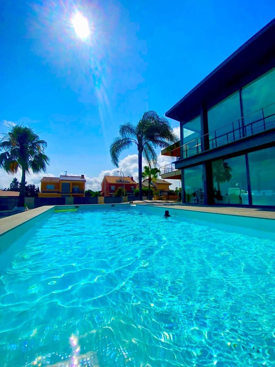 5 chambre Villa/Maison à vendre à El Vendrell avec piscine - 6 000 000 € (Ref: 9896215)