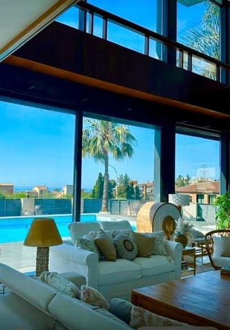 7 soverom Villa til salgs i El Vendrell med svømmebasseng garasje - € 6 000 000 (Ref: 9896215)
