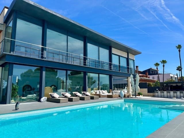 7 soverom Villa til salgs i El Vendrell med svømmebasseng garasje - € 6 000 000 (Ref: 9896215)