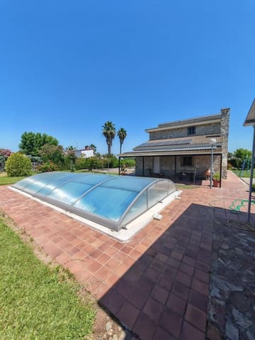 5 bedroom Villa for sale in Don Benito - € 350,000 (Ref: 9896216)