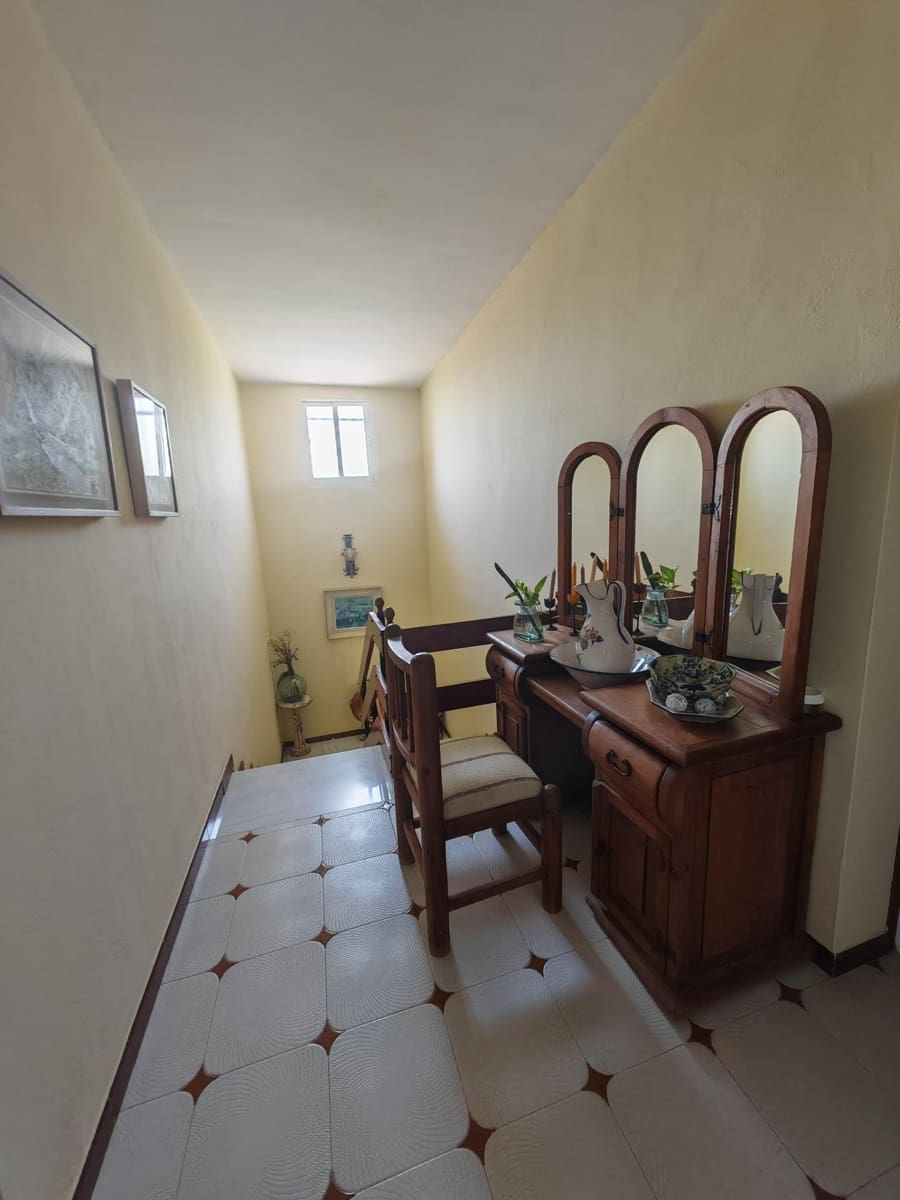 5 bedroom Villa for sale in Don Benito with pool - € 350,000 (Ref: 9896216)