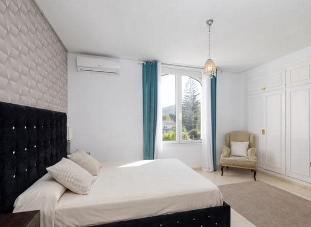 8 camera da letto Villa in vendita in La Linea de la Concepcion con piscina garage - 1.200.000 € (Rif: 9899015)