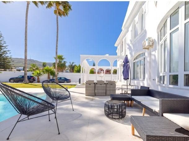8 camera da letto Villa in vendita in La Línea de la Concepción con piscina garage - 1.200.000 € (Rif: 9899015)