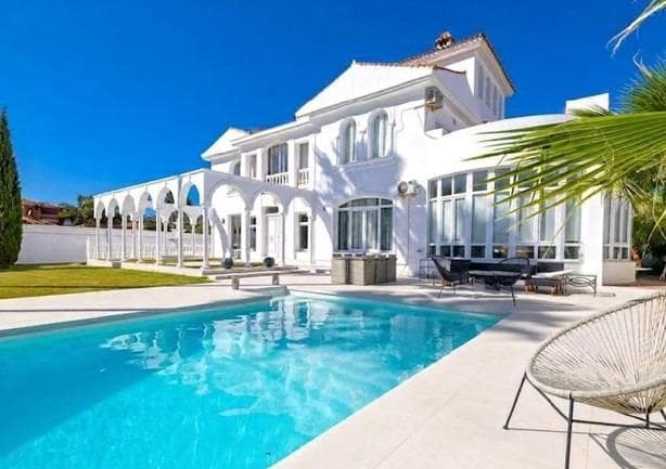 8 camera da letto Villa in vendita in La Línea de la Concepción con piscina garage - 1.200.000 € (Rif: 9899015)