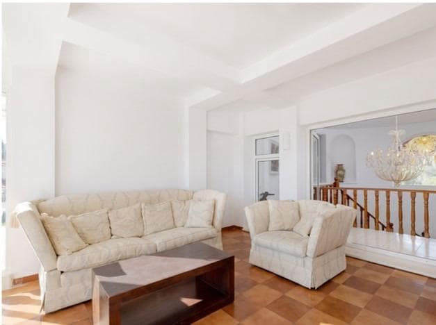8 camera da letto Villa in vendita in La Linea de la Concepcion con piscina garage - 1.200.000 € (Rif: 9899015)