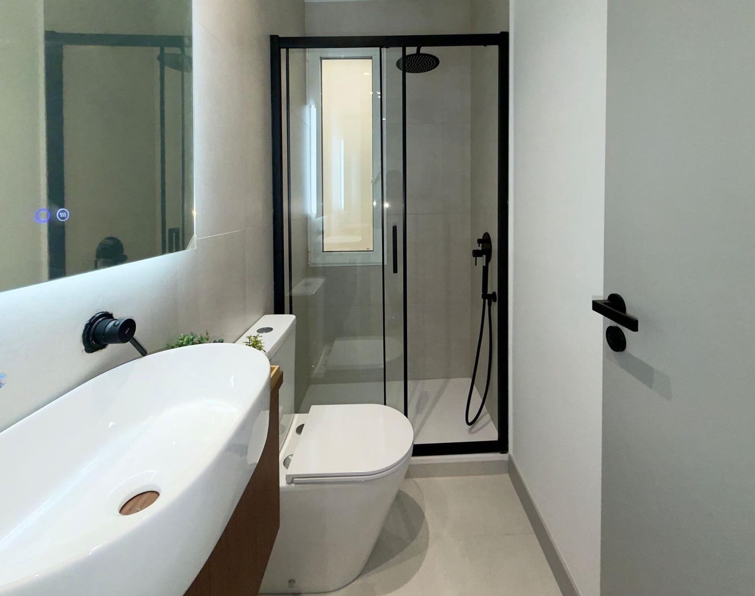 2 sovrum Lägenhet till salu i Madrid stad - 725 000 € (Ref: 9899019)
