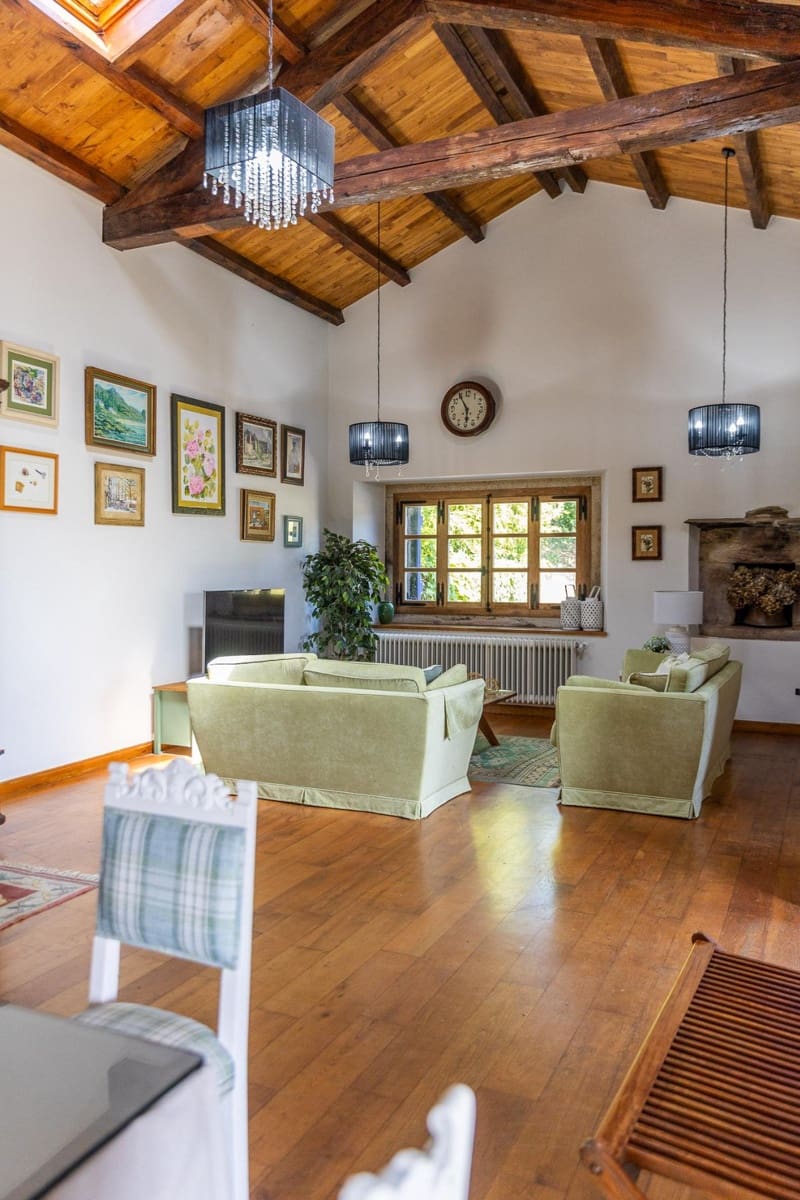 3 bedroom Villa for sale in O Pino with pool garage - € 550,000 (Ref: 9899020)