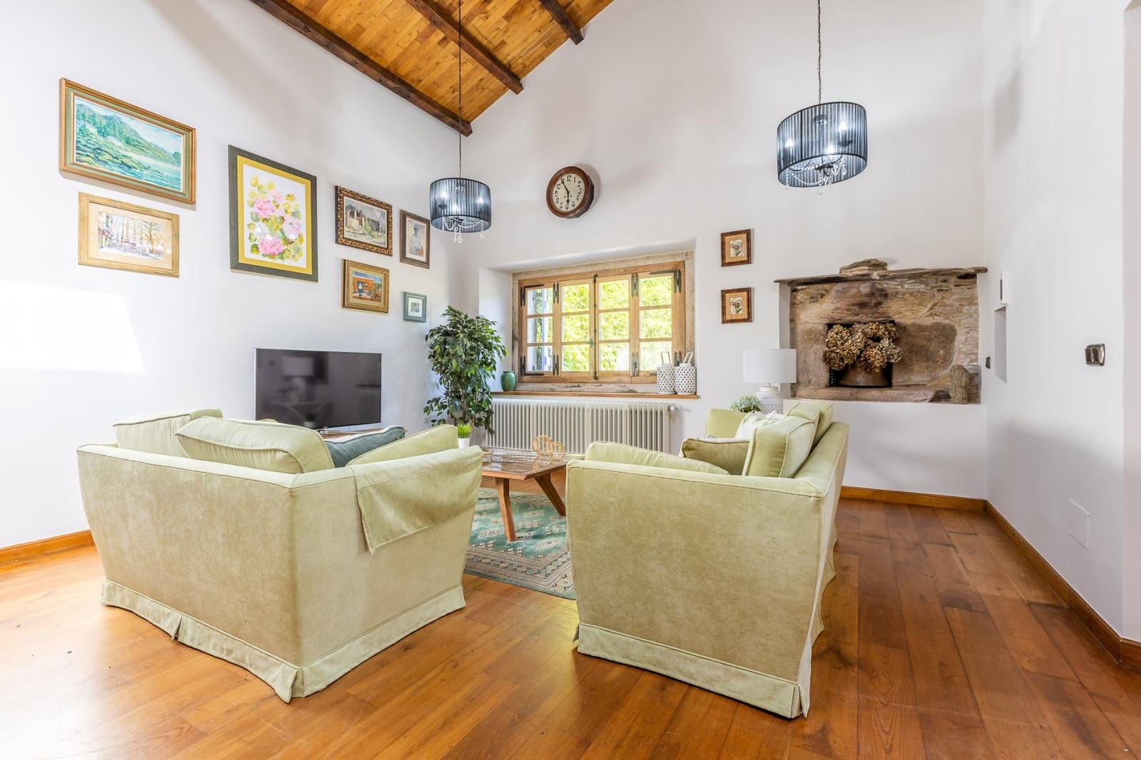3 bedroom Villa for sale in O Pino with pool garage - € 550,000 (Ref: 9899020)