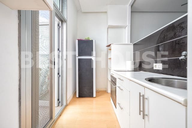 1 sovrum Takvåning till salu i Las Palmas de Gran Canaria - 235 000 € (Ref: 9899021)