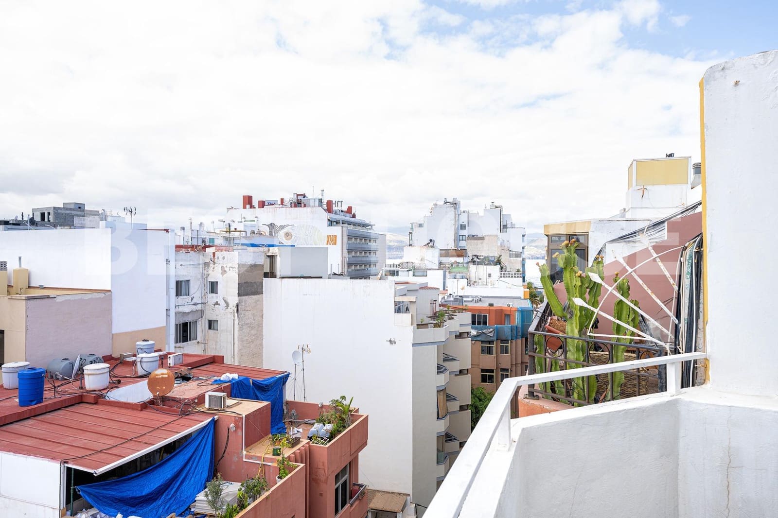 1 sovrum Takvåning till salu i Las Palmas de Gran Canaria - 235 000 € (Ref: 9899021)