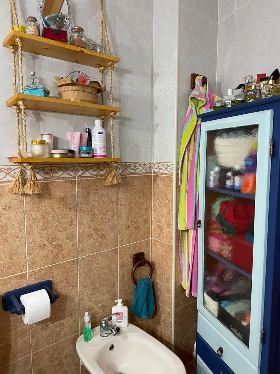 4 bedroom Flat for sale in Alicante / Alacant city with pool garage - € 298,000 (Ref: 9899022)