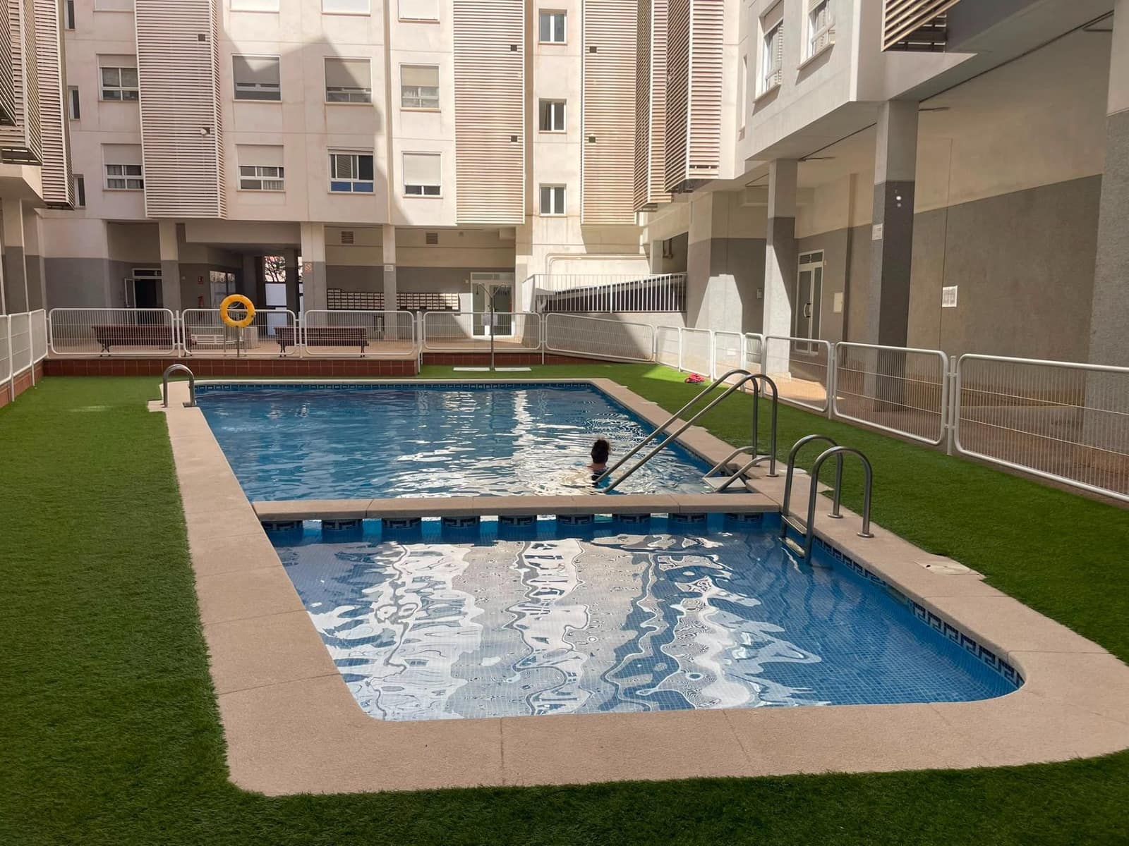 4 bedroom Flat for sale in Alicante / Alacant city with pool garage - € 298,000 (Ref: 9899022)
