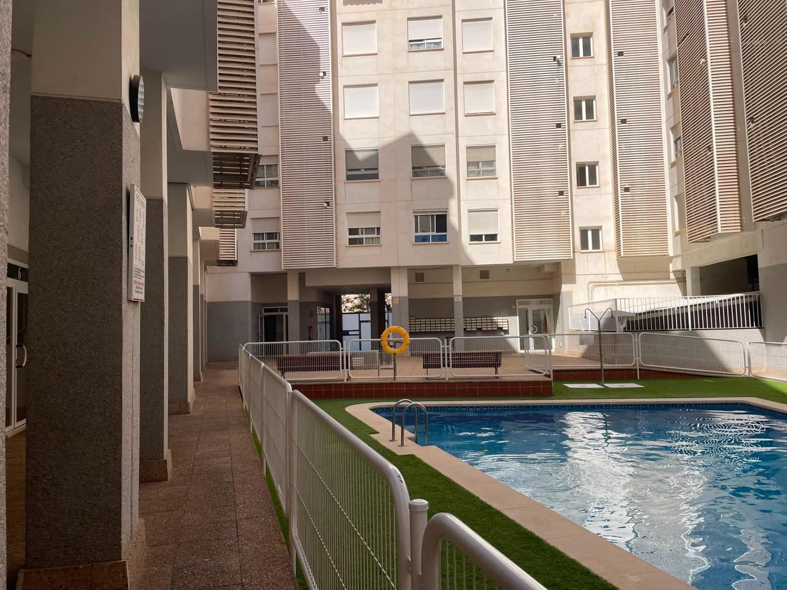 4 bedroom Flat for sale in Alicante / Alacant city with pool garage - € 298,000 (Ref: 9899022)