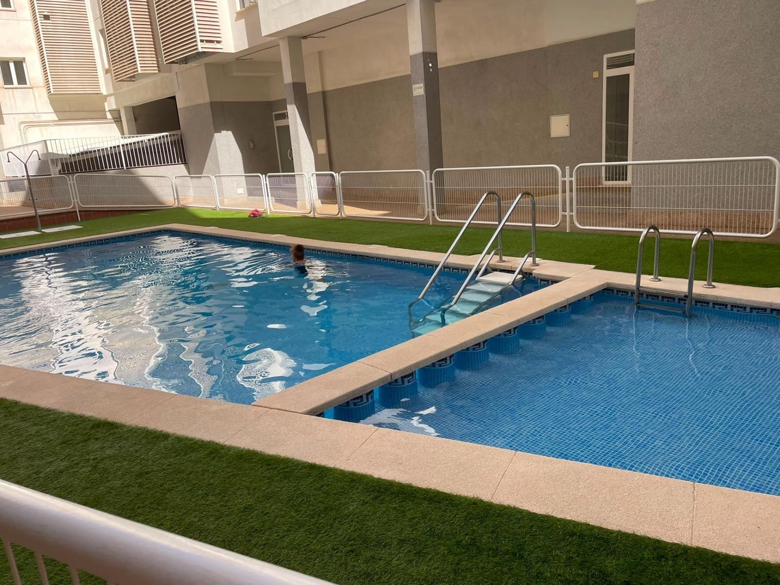4 bedroom Flat for sale in Alicante / Alacant city with pool garage - € 298,000 (Ref: 9899022)