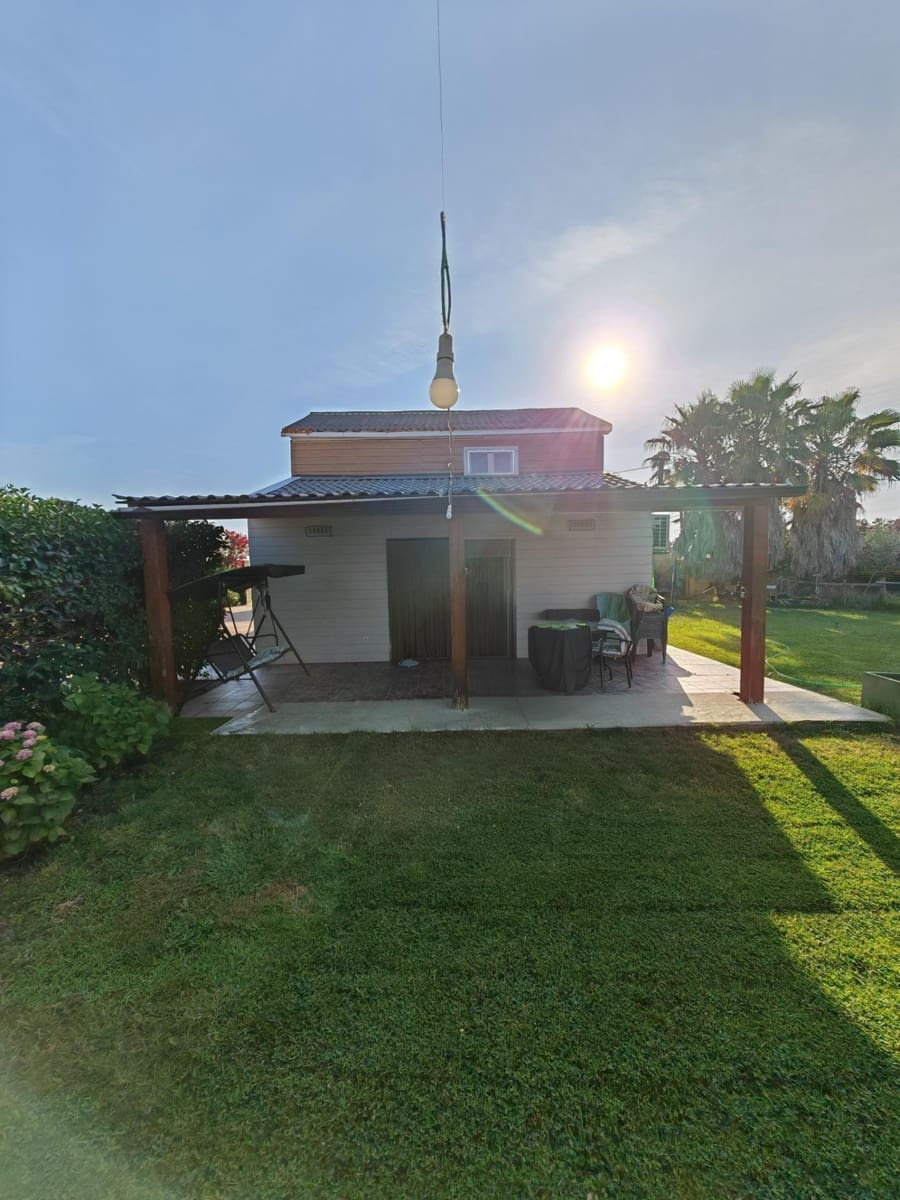Chalet de 6 habitaciones en Villanueva de la Serena en venta con piscina garaje - 260.000 € (Ref: 9903816)