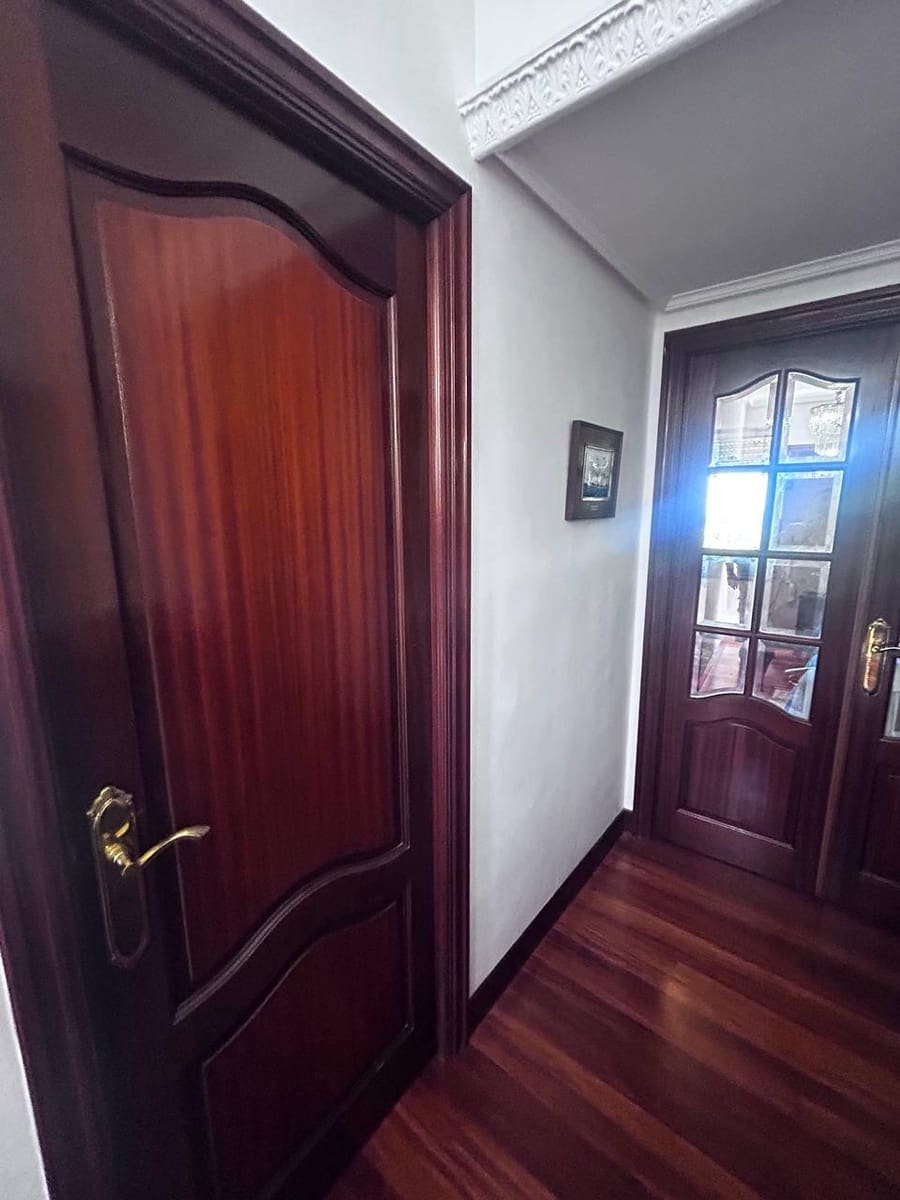 5 Zimmer Villa zu verkaufen in Gorliz - 950.000 € (Ref: 9908157)