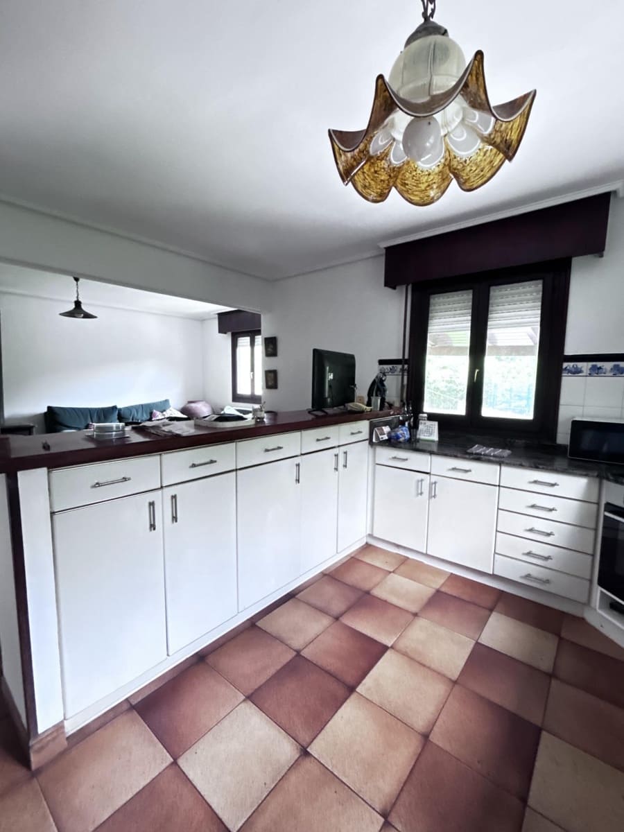 5 Zimmer Villa zu verkaufen in Gorliz - 950.000 € (Ref: 9908157)