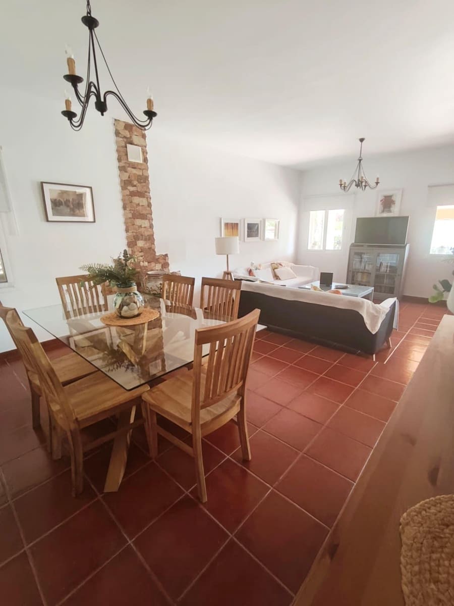 3 bedroom Villa for sale in Matalascanas - € 420,000 (Ref: 9908158)