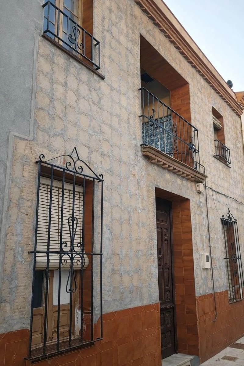 Adosado en Niebla en venta - 180.300 € (Ref: 9911222)
